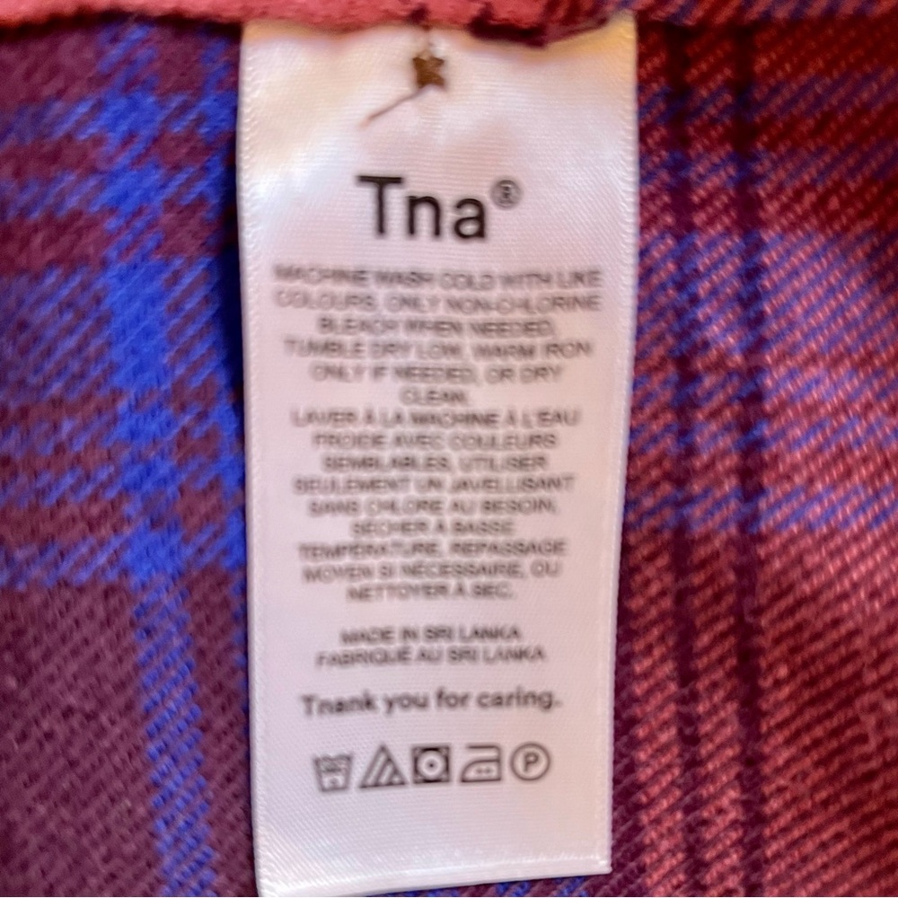 Artitzia TNA Marble Button Up - Size XS - Picture 6 of 8
